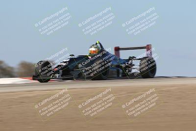 media/Oct-26-2025-CalClub SCCA (Sun) [[8ce1e69566]]/Group 3/Grapevine/